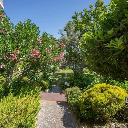 Appartement Smart Flat In Sea View Ac Parking And Pool Antibes