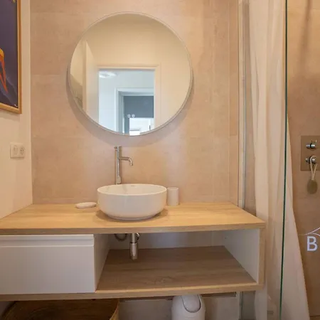 Appartement Smart Flat In Sea View Ac Parking And Pool