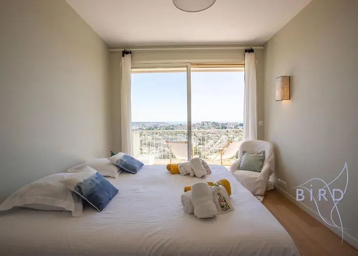 Smart Flat In Sea View Ac Parking And Pool Daire